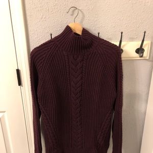 LULULEMON Bring the Cozy Turtleneck Size 6